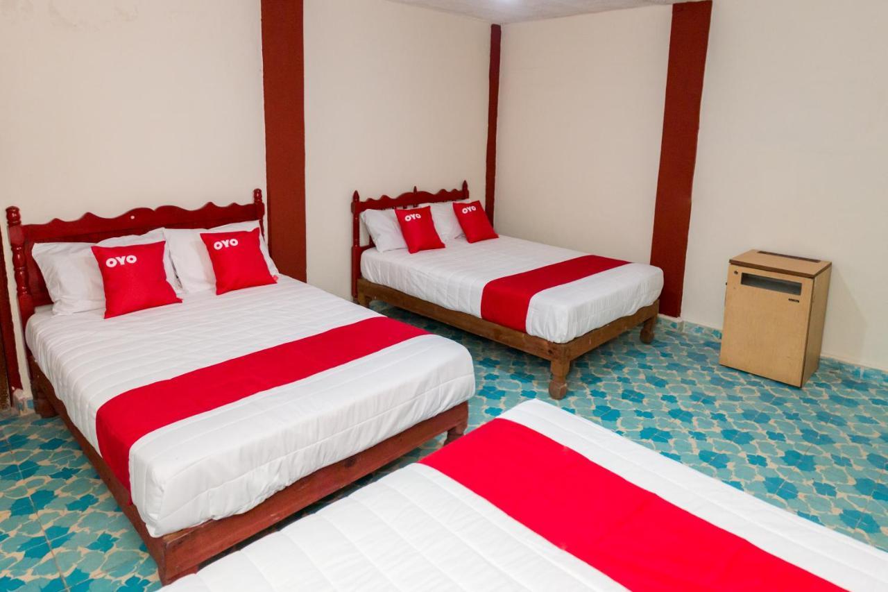 Oyo Hotel Rubi Zihuatanejo Eksteriør billede