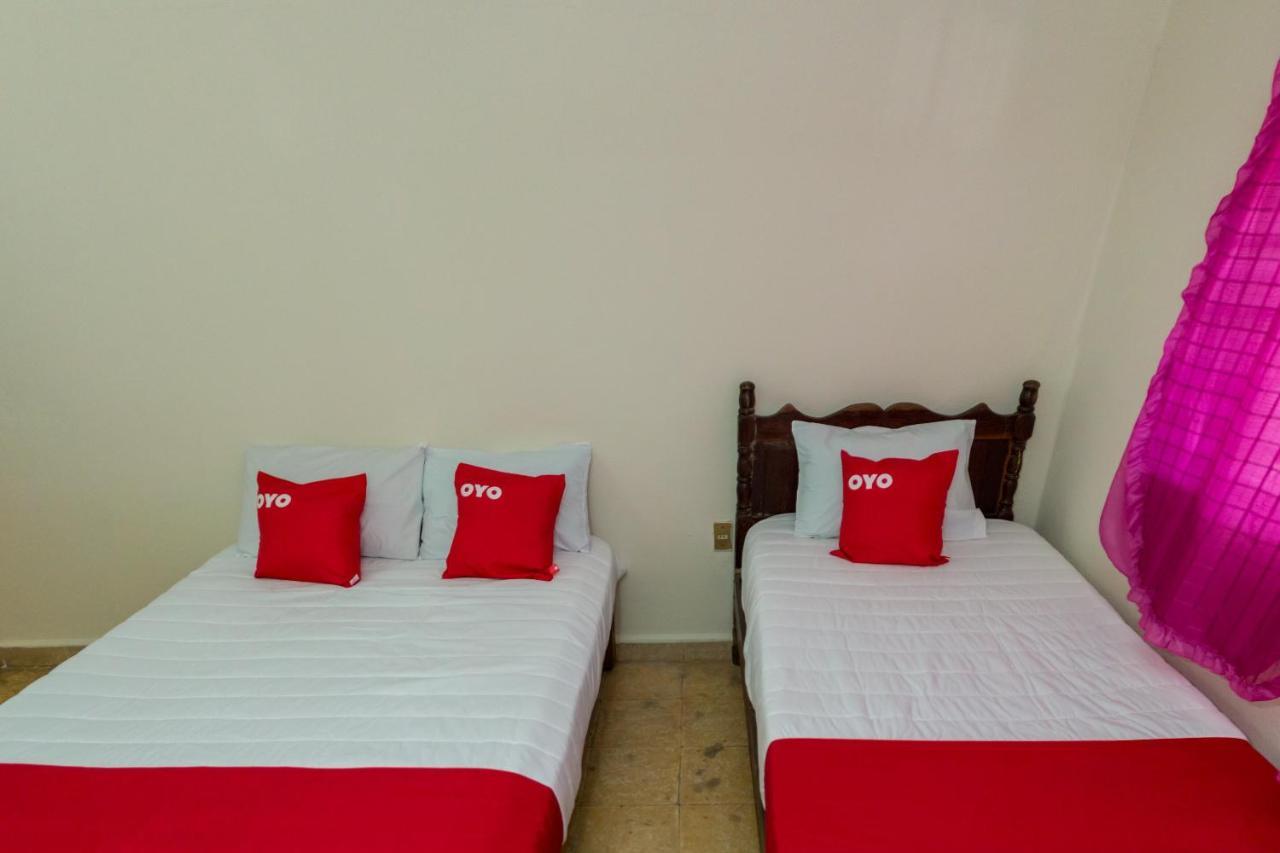 Oyo Hotel Rubi Zihuatanejo Eksteriør billede