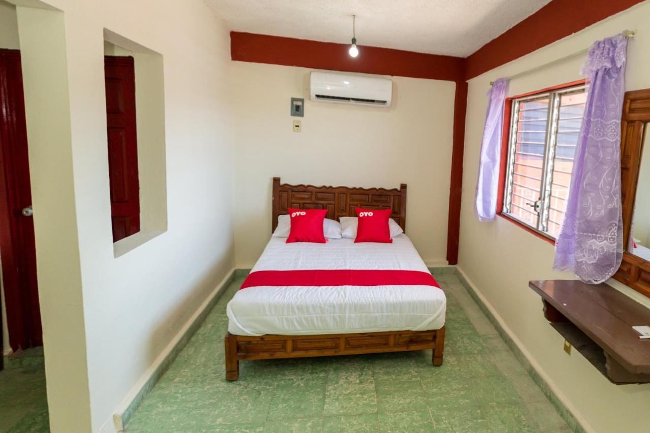 Oyo Hotel Rubi Zihuatanejo Eksteriør billede